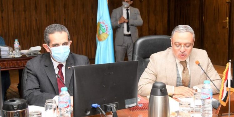 محافظ الغربية يثمن جهود جامعة طنطا في خدمة المجتمع