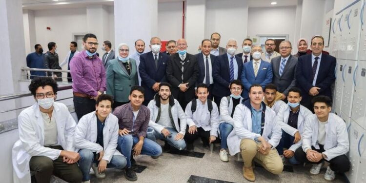 رئيس جامعة طنطا في ضيافة جامعة السلام الخاصة