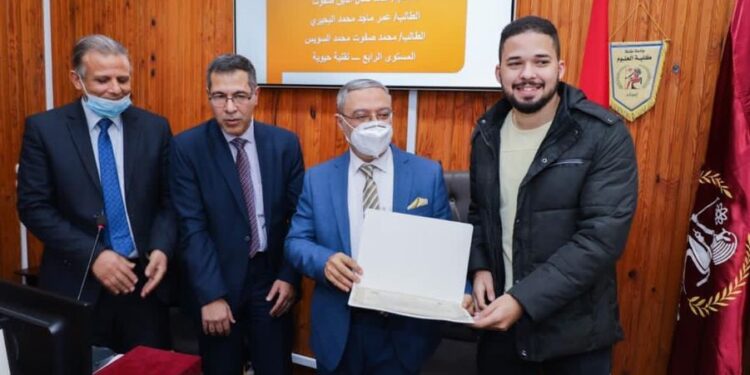 رئيس جامعة طنطا يكرم الفائزين بجائزة الإشارات المرجعية