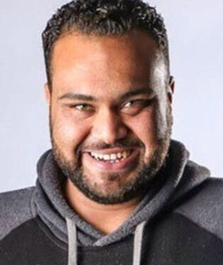 الفنان محمد فتحي يكشف لجمهوره مسيرته التمثيليه وأعماله القادمه