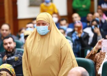 تضحية و إحتواء .. قلب كل همه إنك تعيش فى أمان ده إحساس كل أمهاتنا