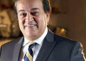 وزير التعليم العالي يتلقى تقريرًا حول تدريب عدد من العاملين بالهيئة السودانية للمواصفات والمقاييس بالمعهد القومي للمعايرة