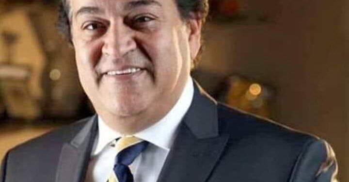 وزير التعليم العالي يتلقى تقريرًا حول تدريب عدد من العاملين بالهيئة السودانية للمواصفات والمقاييس بالمعهد القومي للمعايرة