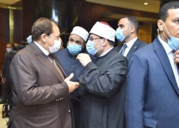أبو_العينين” يلتقي وزير الأوقاف ووكيل الأزهر على هامش مؤتمر “حوار الأديان والثقافات”