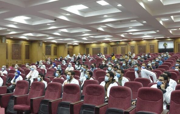 برنامج تدريبي لأطباء