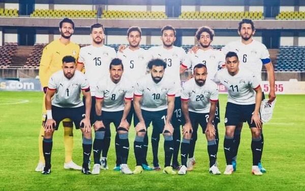 المنتخب المصري يتبرع