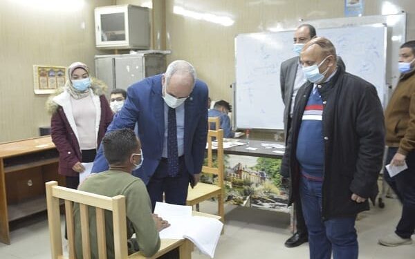 جامعة الفيوم: ١٢٤١٩ طالبًا وطالبة يؤدون امتحانات الفصل الدراسي الأول لليوم الثالث بالجامعة