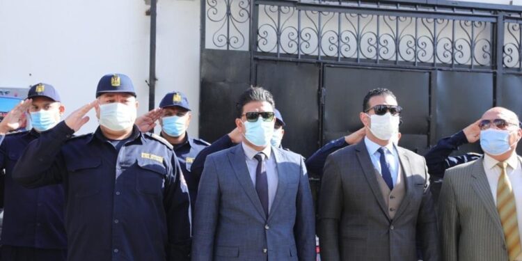 محافظ سوهاج ومدير الأمن يشهدان فعاليات الاحتفال باليوم العالمي للحماية المدنية