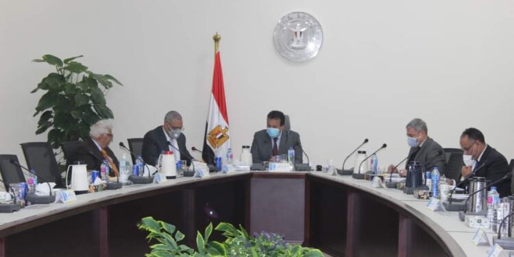 وزير التعليم العالي والبحث العلمي يترأس اجتماع مجلس إدارة هيئة تمويل العلوم والتكنولوجيا والابتكار