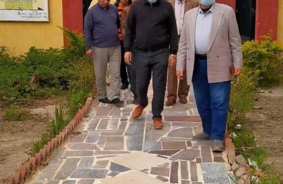 ” غطاس والبندق يتابعون المدارس لبدء الفصل الدراسى الثانى “”