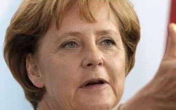 ميركل تعلن