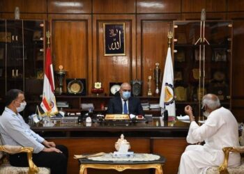 مُواطن مفكر ومسئول مهتم وجدية دولة الناتج حياة كريمة