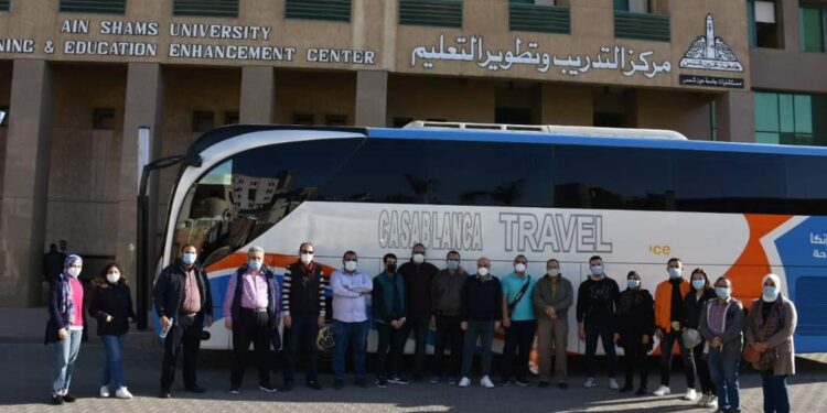 إنطلاق قافلة جامعة عين شمس التنموية الشاملة لمحافظة قنا وسط إجراءات احترازية مشددة.