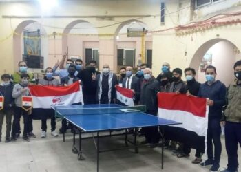 وزير التعليم العالي يتلقى تقريرًا عن أنشطة الطلاب الوافدين