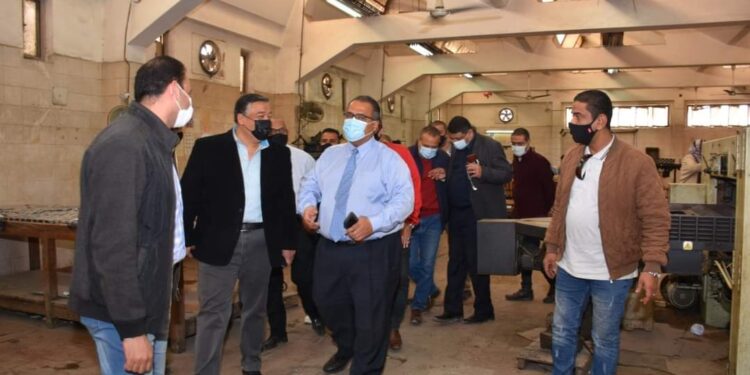 سعود : يتفقد مطبعة جامعة عين شمس لتطويرها وتزويدها بأحدث تقنيات الطباعة