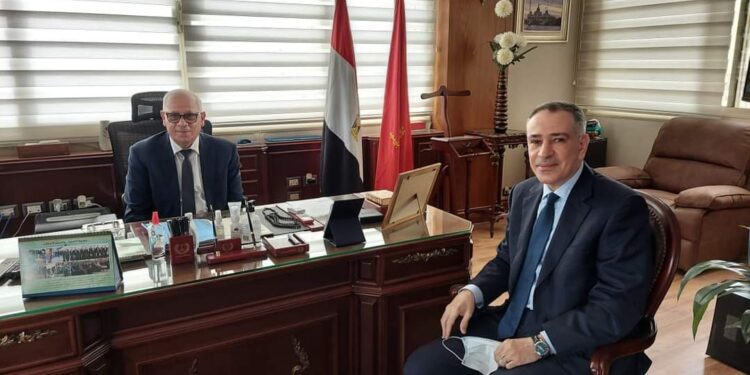 جبر والغضبان يتابعان سير العمل بالمنطقة الاستثمارية ببورسعيد