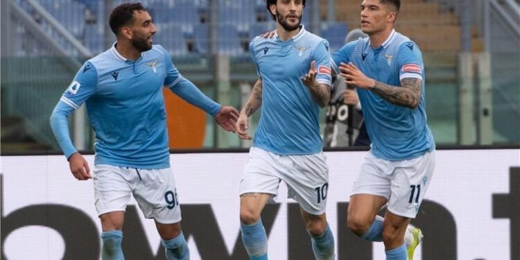 لاتسيو يتخطى كروتوني في الدوري الإيطالي