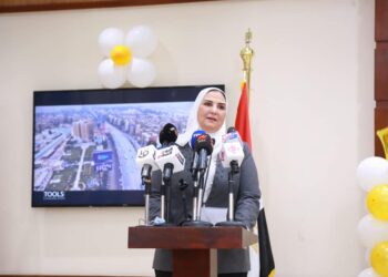 “القباج ” تسلم جهاز العرائس لتسع يتيمات من دار أحباب الله