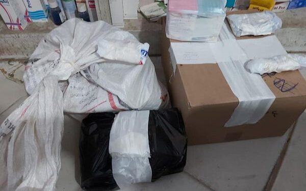 الغلق الإداري لصيدلية مخالفة بفاقوس