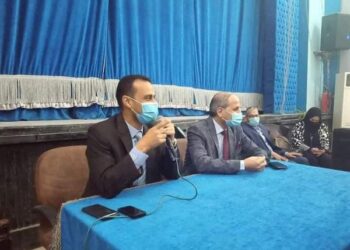 إلقاء محاضرة عن أهمية التطعيم بلقاحات كورونا بمديرية الصحة بالفيوم