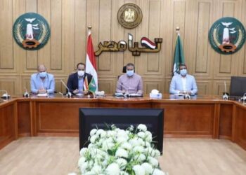 محافـظ المنوفية يتابع الموقف الحالي لجائحة كورونا