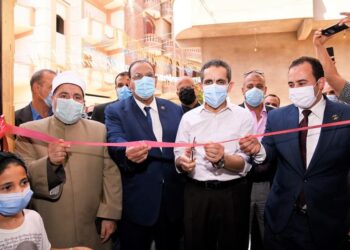 دكتور طارق رحمى محافظ الغربية يفتتح مسجدين ومركز شباب بطنطا وكفر الزيات