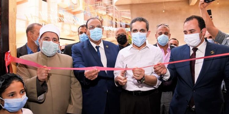 دكتور طارق رحمى محافظ الغربية يفتتح مسجدين ومركز شباب بطنطا وكفر الزيات