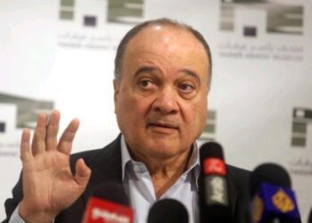 اتهامات متبادلة بين القدوة وحركة حماس