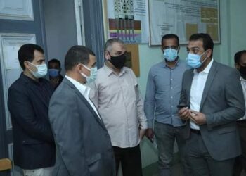 نائب محافظ قنا يبحث سبل التعاون بين المراكز التكنولوجية