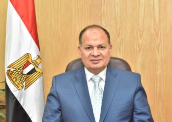 محافظ أسيوط يشكر جميع القيادات التنفيذية والامنية والشعبية وجميع المعزين فى وفاة زوجته