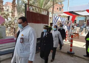 قافلة طبية مجانية بالتعاون بين صحة الفيوم و الداخلية والتعليم  بقرية شكشوك