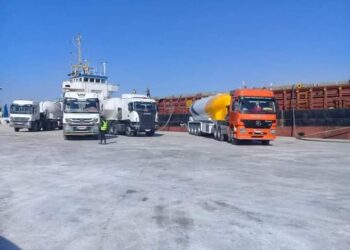 اقتصادية قناة السويس .. 38 سفينة استقبلتها موانئ المنطقة خلال يومين