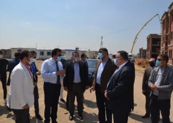 وزير التعليم العالى ورئيس جامعة الإسكندرية يتفقدان مجمع الكليات الجديد بأبيس