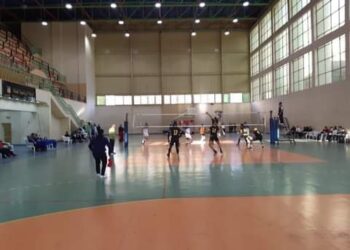 فريق طائرة المنيا يحقق الفوز على طائرة طنطا على أرضها