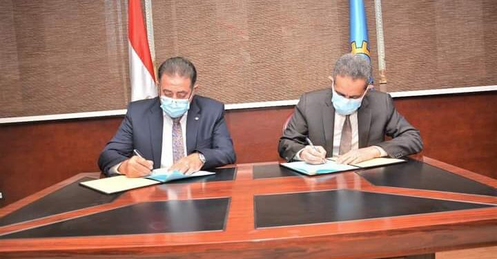 رحمى وأمين عام "القومي لأسر الشهداء" يفتتح المكتب الإقليمي بالغربية