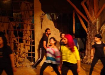 التغريبة “بنت الزناتى ” على قاعة صلاح جاهين بمسرح البالون بحضور عادل عبده.