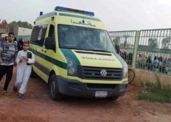 أصابة 5اشخاص في حادث أنقلاب سيارة ملاكي علي طريق العركي فرشوط بقنا.