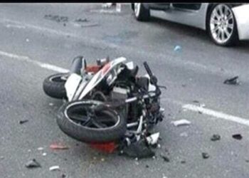 إصابة 5 أشخاص منهم شقيقين في حادثي