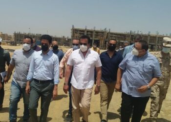 خالد عبدالغفار يتفقد الأعمال الإنشائية بجامعة بنها الأهلية