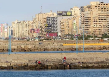 فقدان 5 أشخاص في مياه الإسكندرية