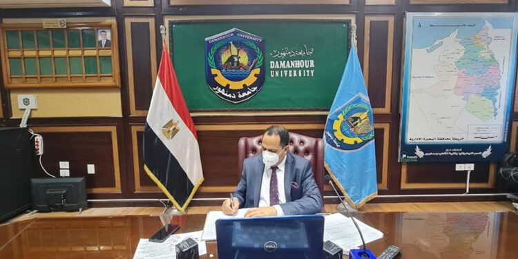 جامعة دمنهور و اجتماعات مكثفة مع المجلس الاعلي للجامعات