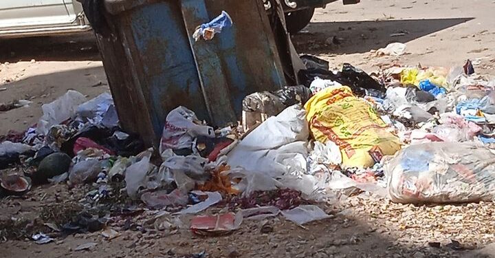 من مسئول عن هذه المهازل أمام بنك مصر الجديد