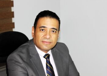 عماد الدين: زراعة الشعر الوسيلة الأمن للتخلص من الصلع عند النساء والرجال