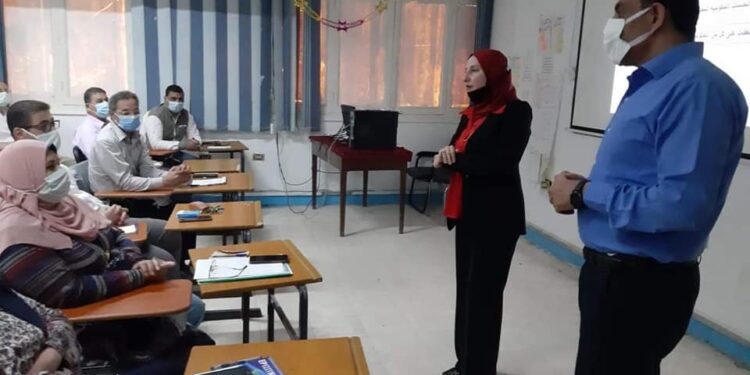 المرحلة الأولى من مبادرة محو الأمية الرقمية للعاملين بديوان عام المحافظة