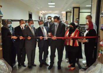 رئيس جامعة كفرالشيخ يفتتح معرض الفن التشكيلي لطلاب الفرقة الثالثة