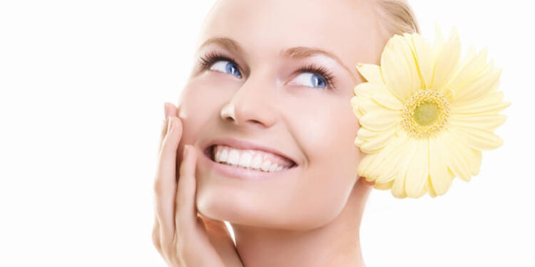 وصفات لتفتيح وتبييض البشرة الدهنية والجافة