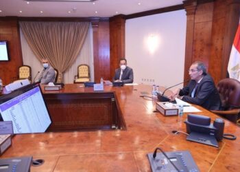 تحويل الجامعات المصرية