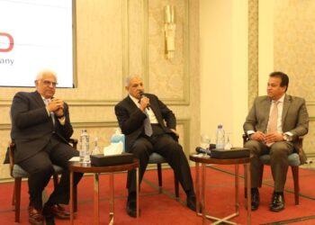 افتتاح مؤتمر