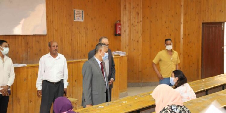 رئيس جامعة جنوب الوادي