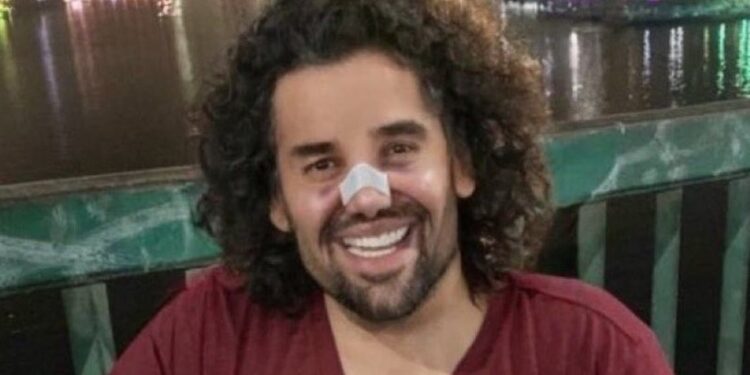 الفنان حسين الجسمي يرد بصورة